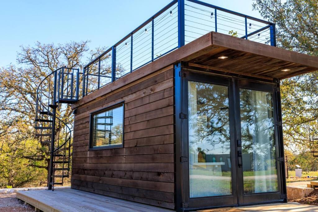 New The Texas Retreat-Container Home Fredericksburg Exterior photo