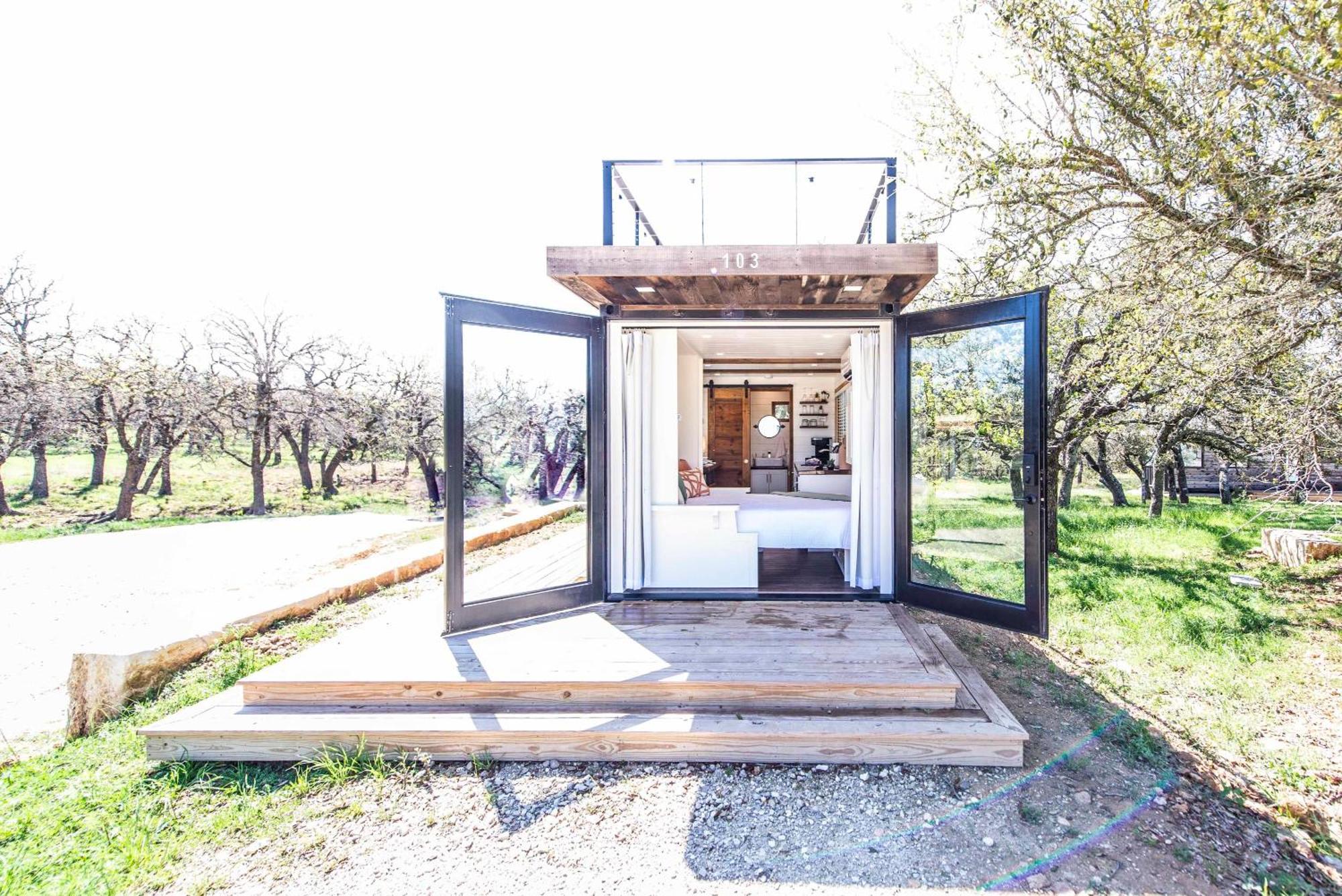 New The Texas Retreat-Container Home Fredericksburg Exterior photo