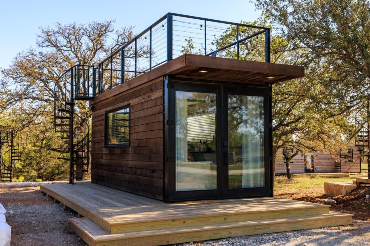 New The Texas Retreat-Container Home Fredericksburg Exterior photo